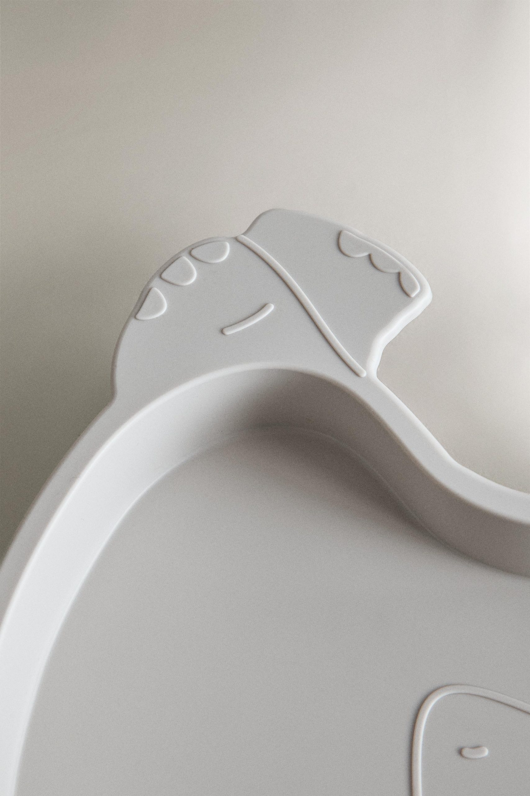 تختهساز سیلیکونی کودکانه با طراحی جذ از برند زارا