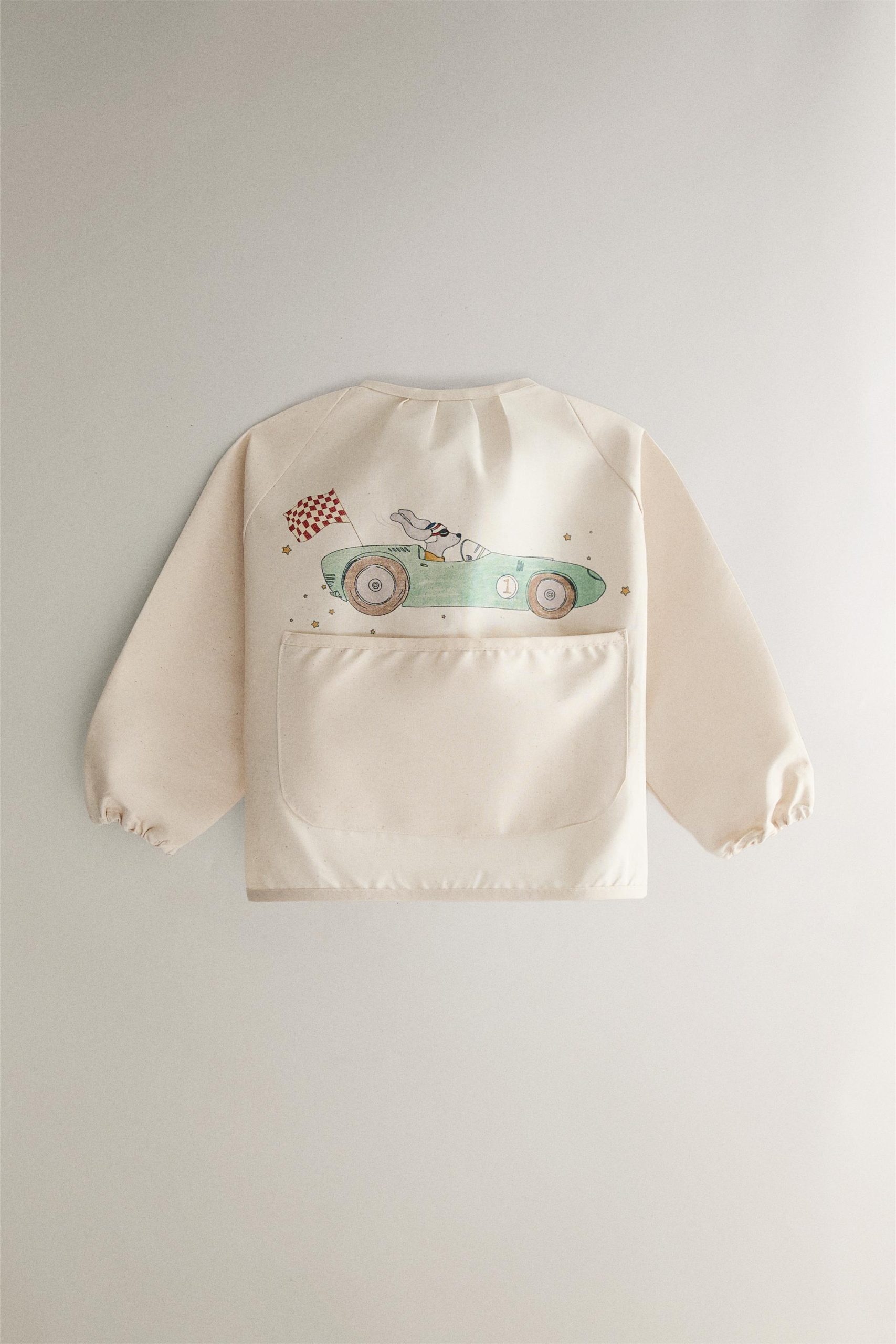 پیشبند نوزاد با طرح سگ مسابقهای از برند زارا