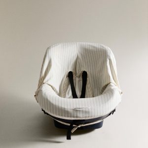 روکش صندلی خودرو پنبه‌ای خط‌دار از برند زارا