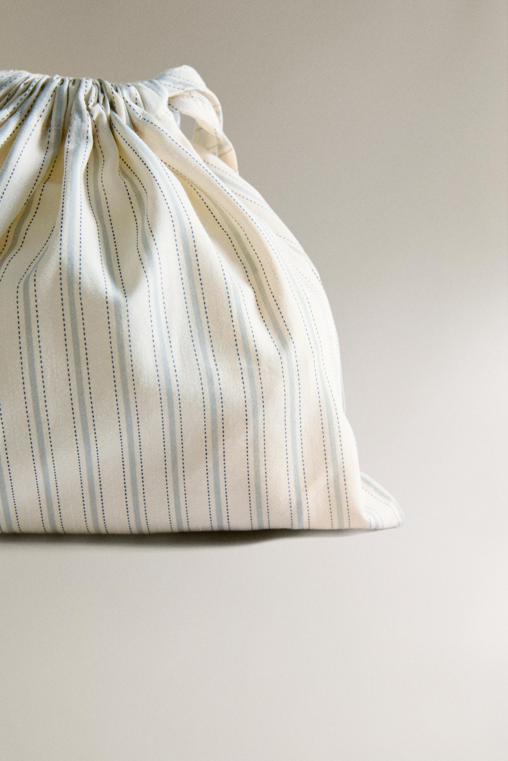 کیسه لباس پنبهای راهراه کودک از برند زارا