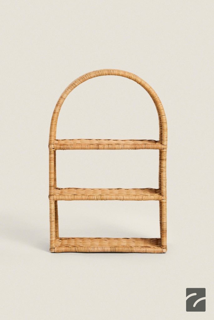 رف دیواری رَتّان سه‌طبقه‌ای کودکانه از برند زارا