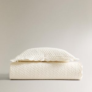 روکش تخت خواب کودک پنبه‌ای با لبه فرف از برند زارا