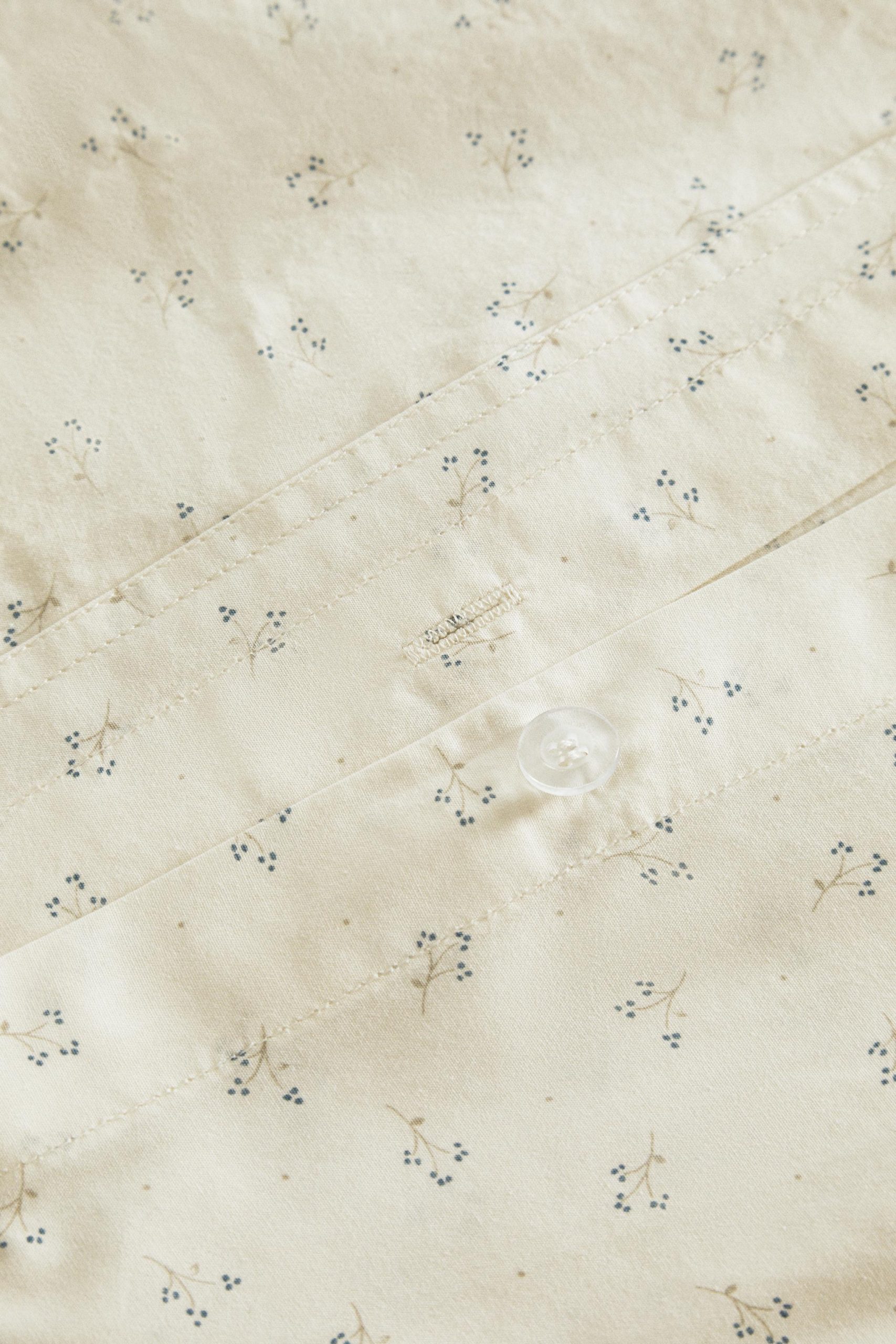 روکش تخت خواب کودک طرح مینی گل از برند زارا