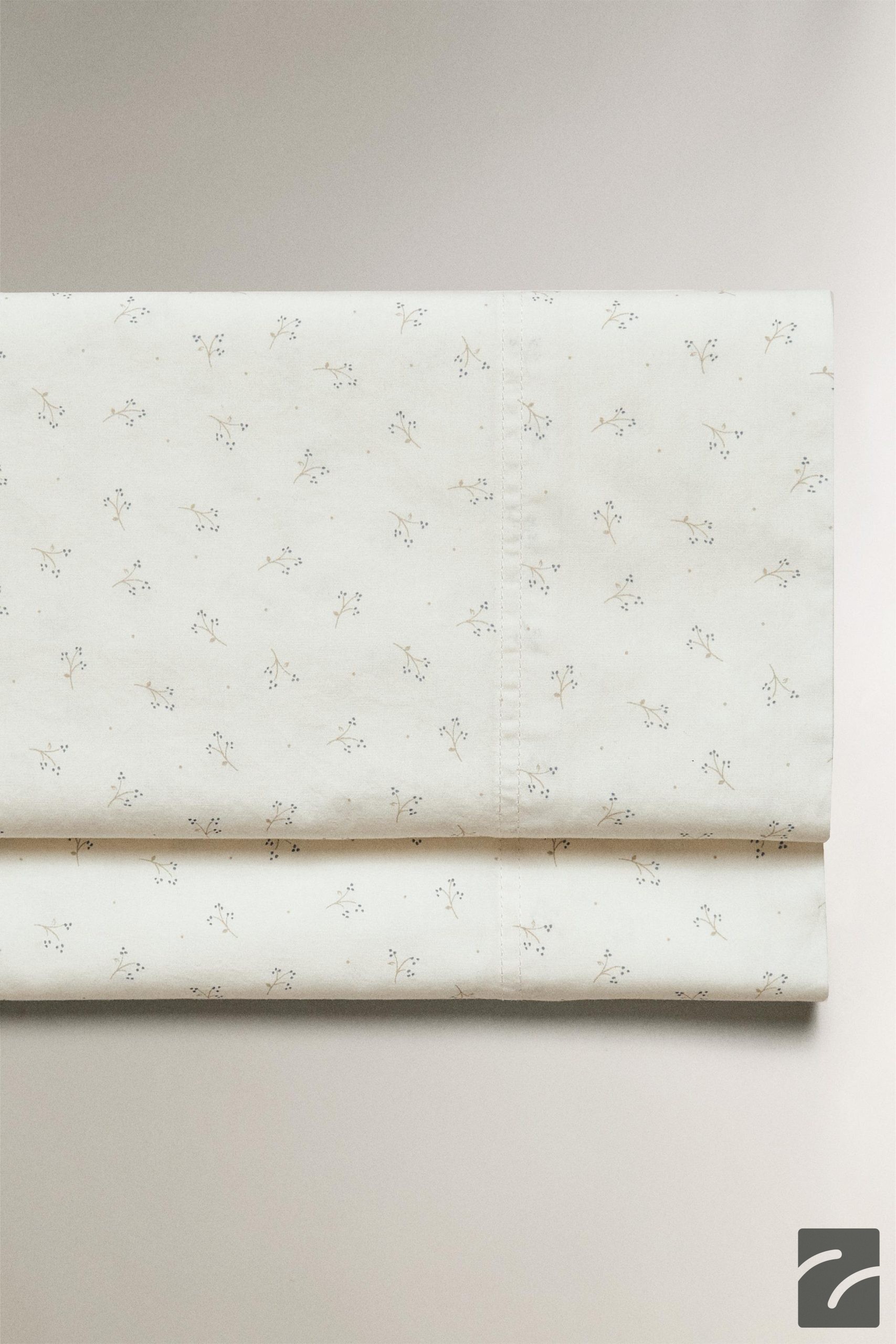 روکش بالایی کودک طرح مینی گل پنبهای از برند زارا