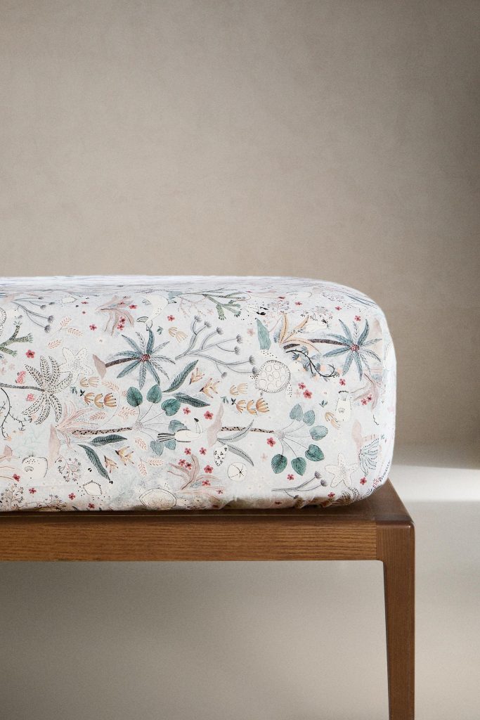 روکش زیر تشک کودک طرح دریا پنبهای از برند زارا