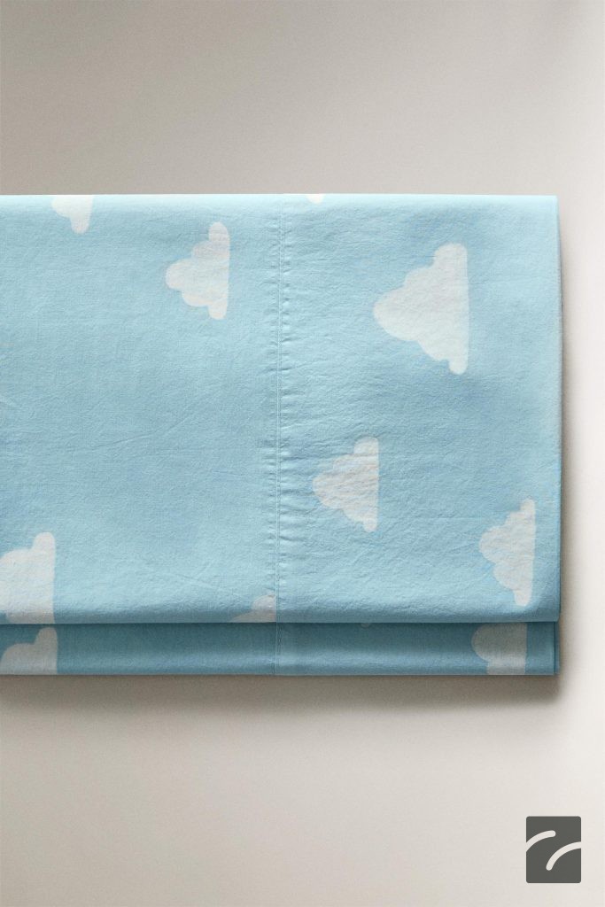 روکش بالشی کودک طرح ابر پنبهای از برند زارا