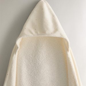 حوله نوزاد کلاه‌دار طرح ماه از برند زارا