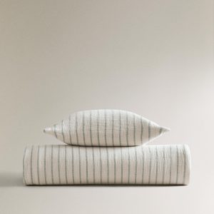 روکش تخت خواب کودک طرح راه‌راه پنبه‌ا از برند زارا