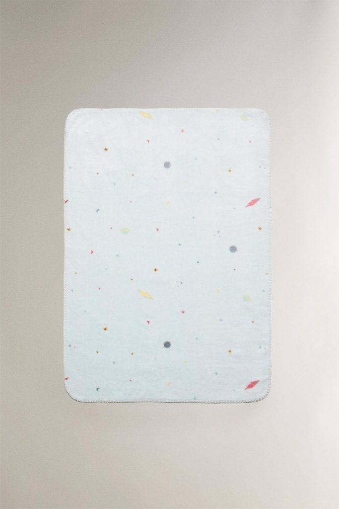 پتو پلیاستر طرح فضایی کودکانه از برند زارا