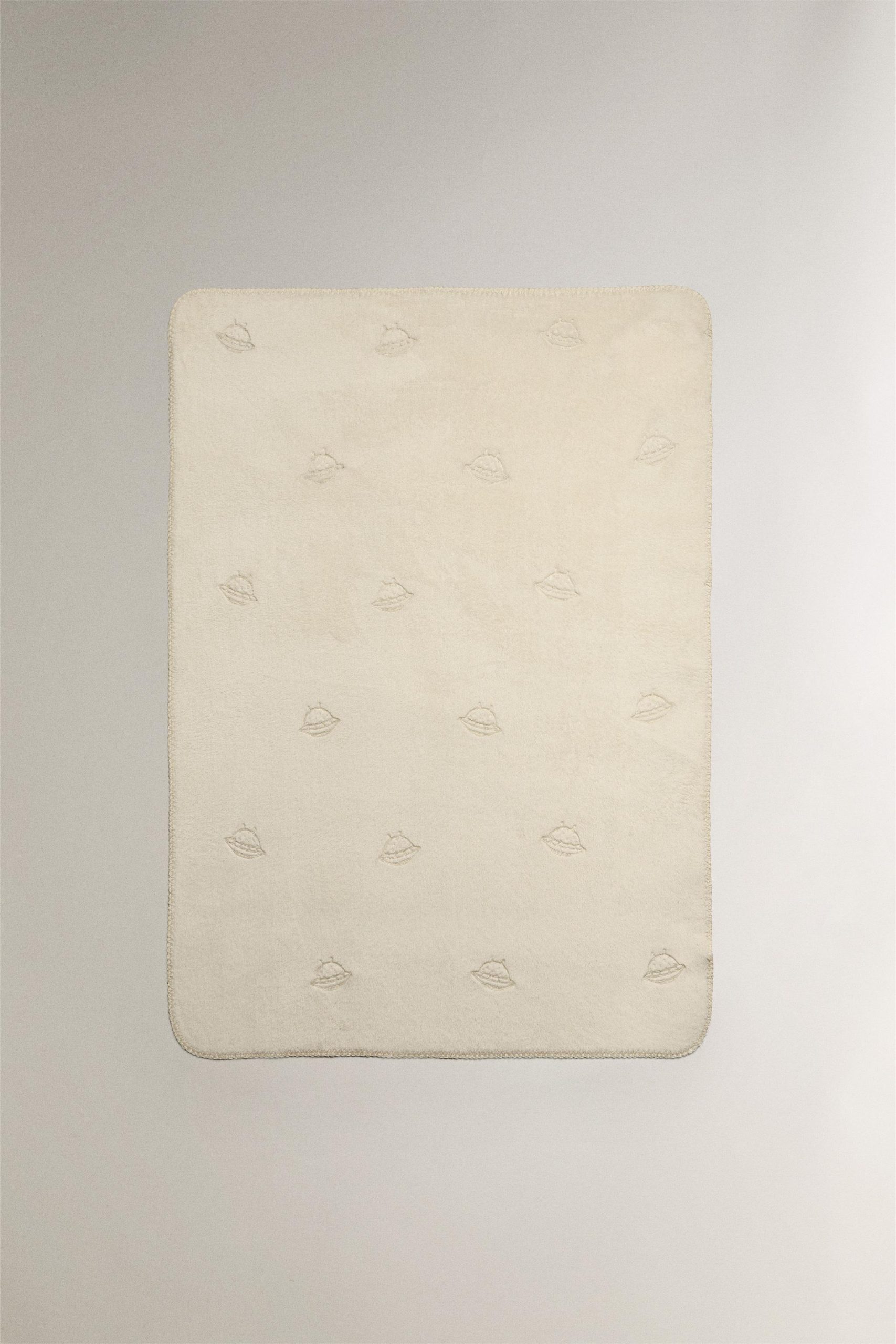 پتو پلی استر کودک با طرح فضایی از برند زارا