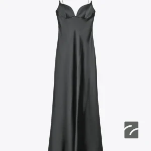 لباس بلند ساتن با یقه قلبی از برند زارا (زنانه)