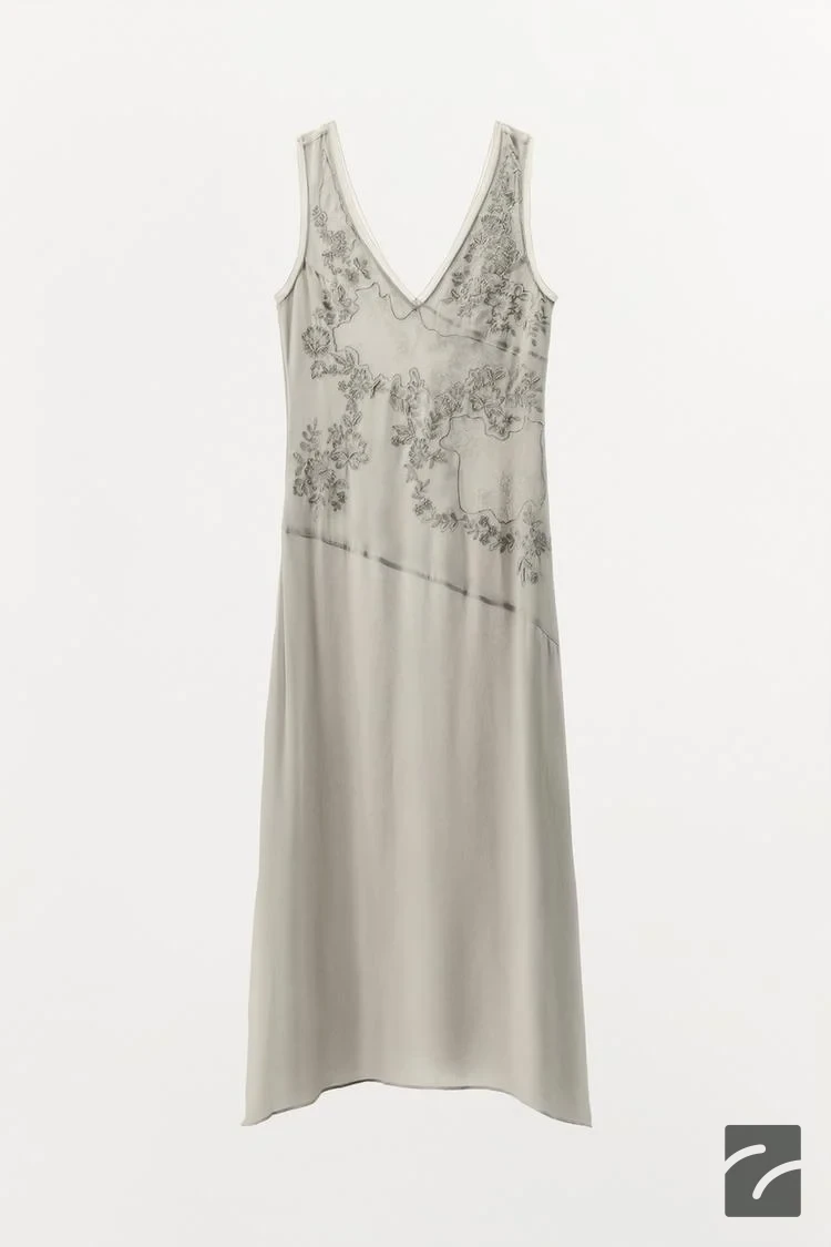 لباس میدی ویسکوز با یقه V و گلدوزی از برند زارا (زنانه)