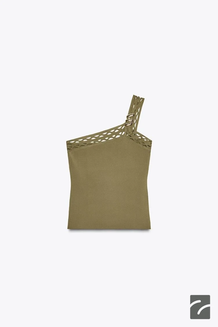 تاپ یقه نامتقارن با تزئینات طلایی از برند زارا (زنانه)