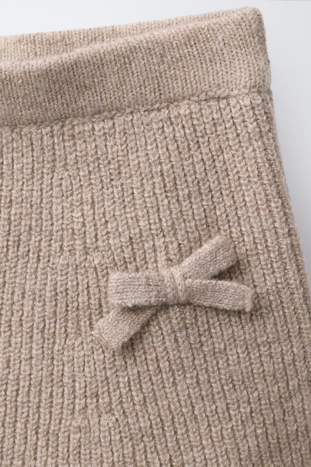 دامن بافتنی کمر الاستیک و فیلانک از برند زارا (بچه گانه)