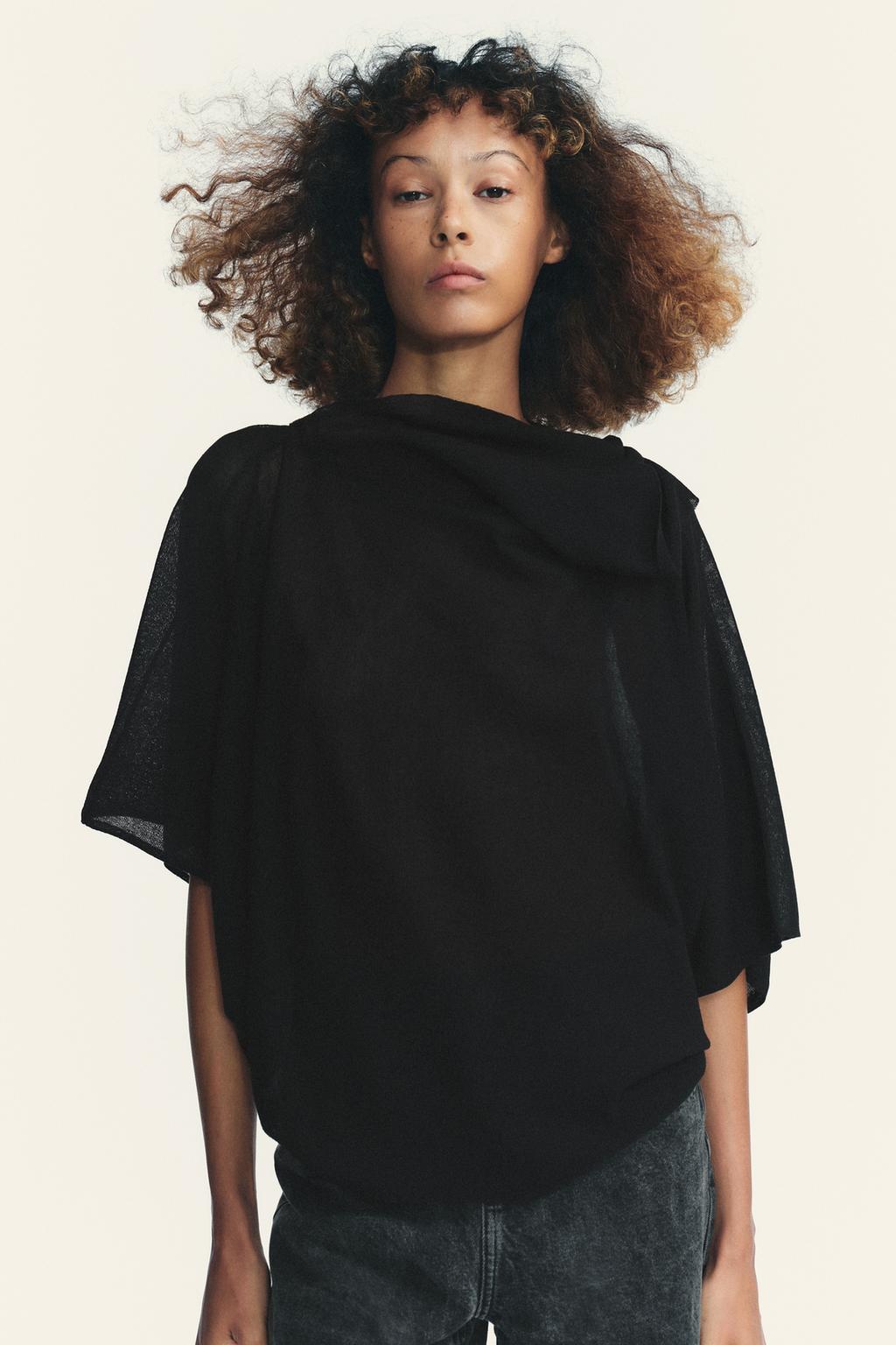 تاپ دکمهدار یقه نامتقارن و گشاد از برند زارا (زنانه)