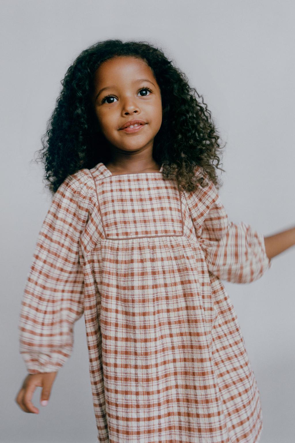 پیراهن بلند آستیندار چهارخانه از برند زارا (بچه گانه)